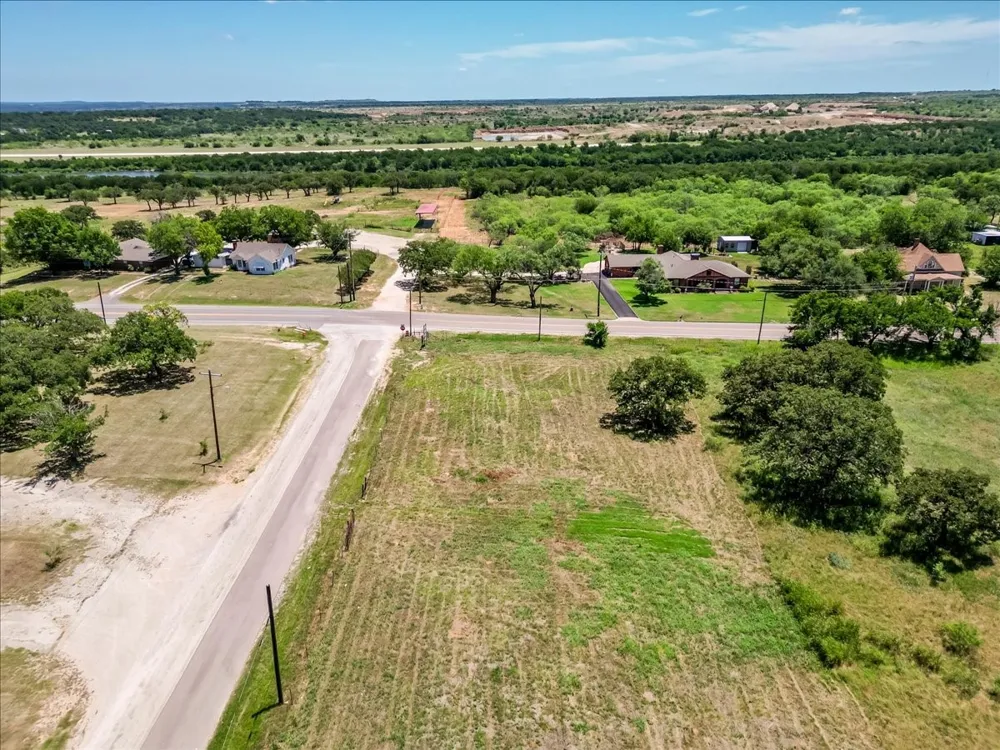 Oakwood Avenue Jacksboro, TX 76458