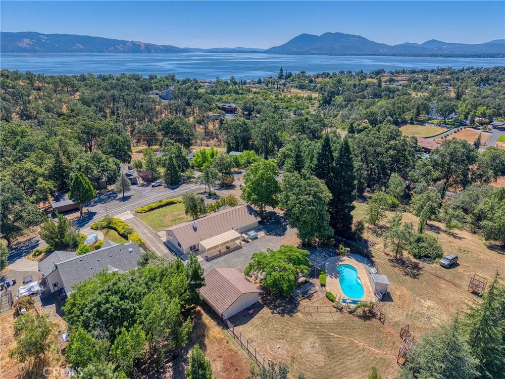 3223 Compton Avenue Lakeport, CA 95453