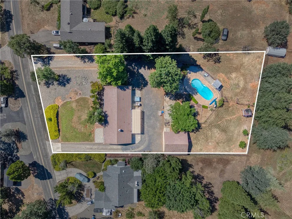 3223 Compton Avenue Lakeport, CA 95453