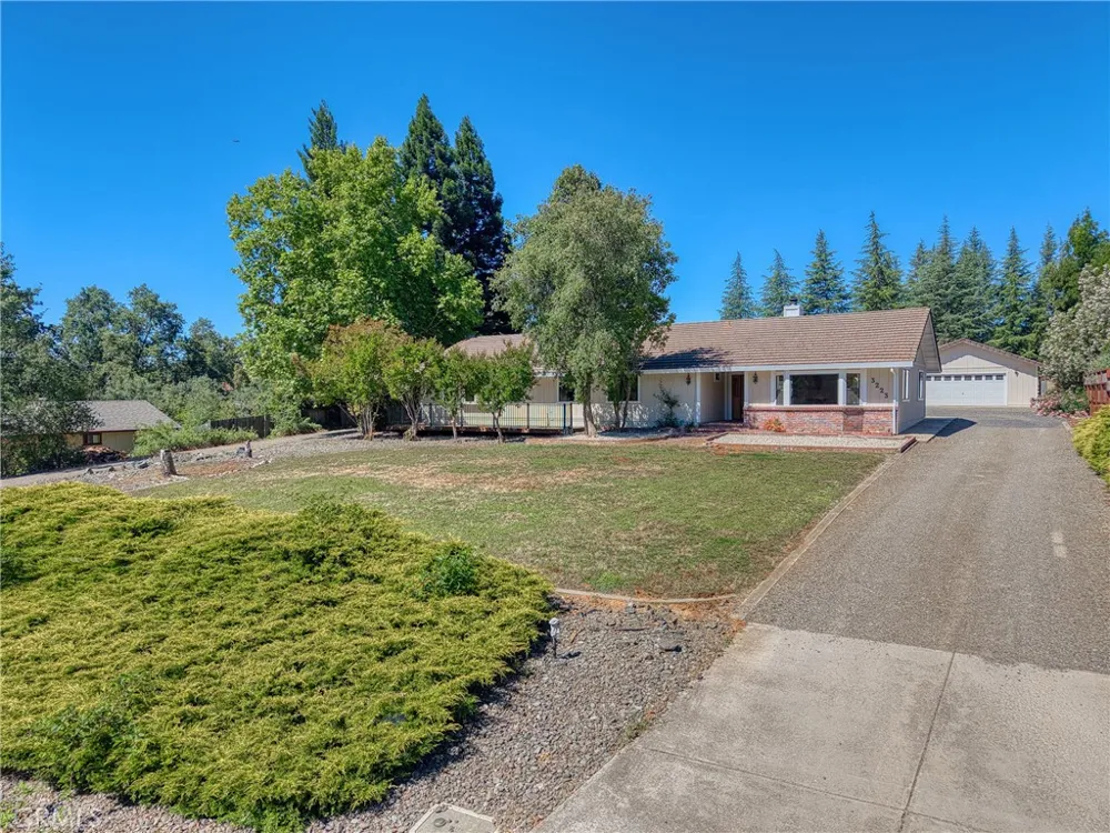 3223 Compton Avenue Lakeport, CA 95453