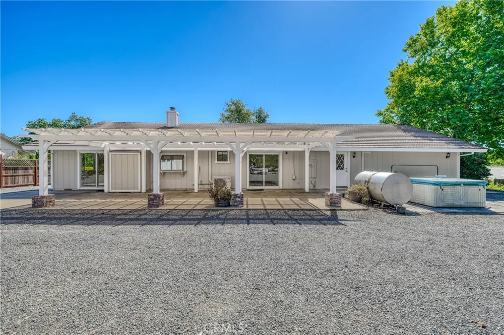 3223 Compton Avenue Lakeport, CA 95453