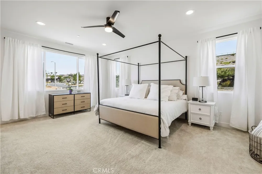 28631 Bloom Saugus, CA 91350