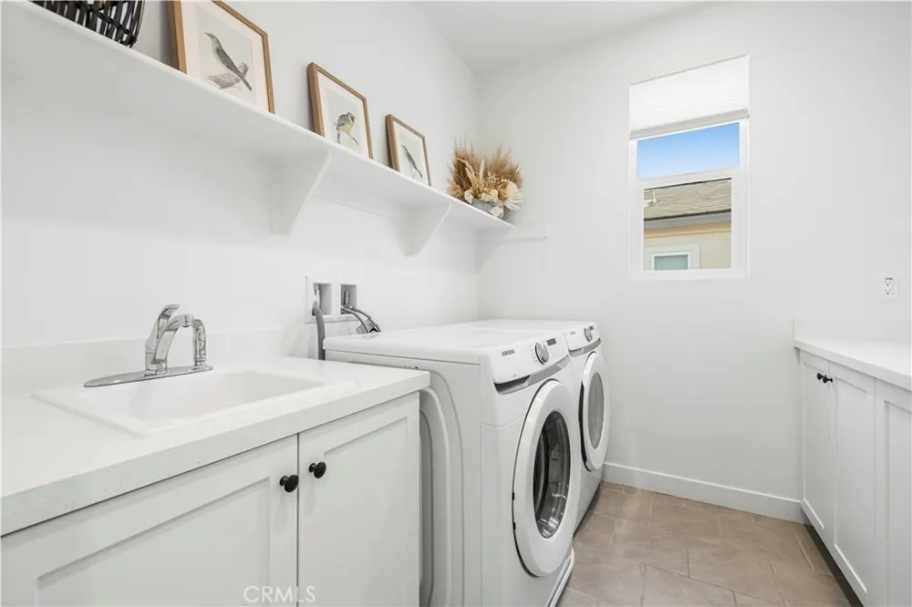 28631 Bloom Saugus, CA 91350