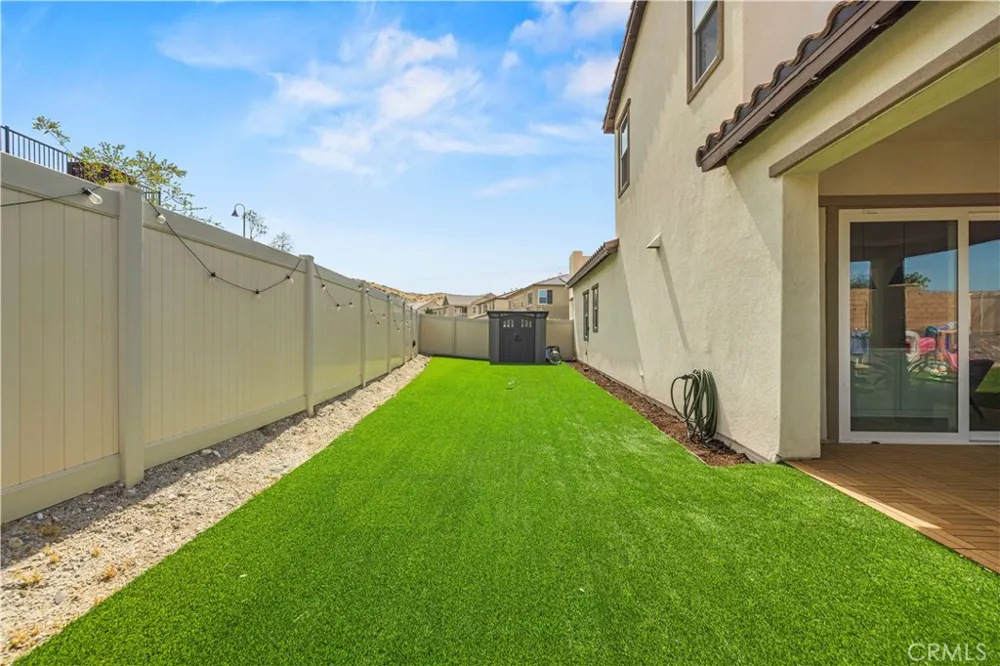 28631 Bloom Saugus, CA 91350