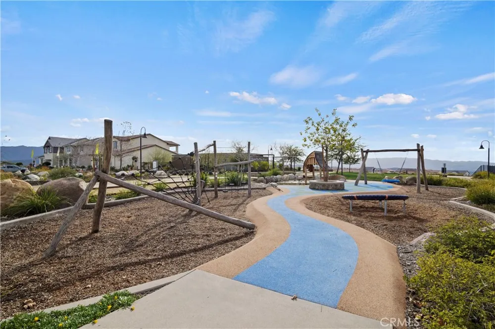 28631 Bloom Saugus, CA 91350