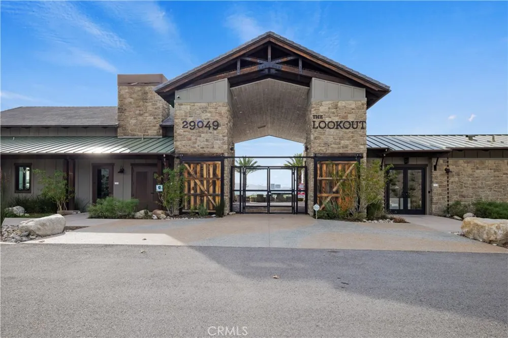 28631 Bloom Saugus, CA 91350