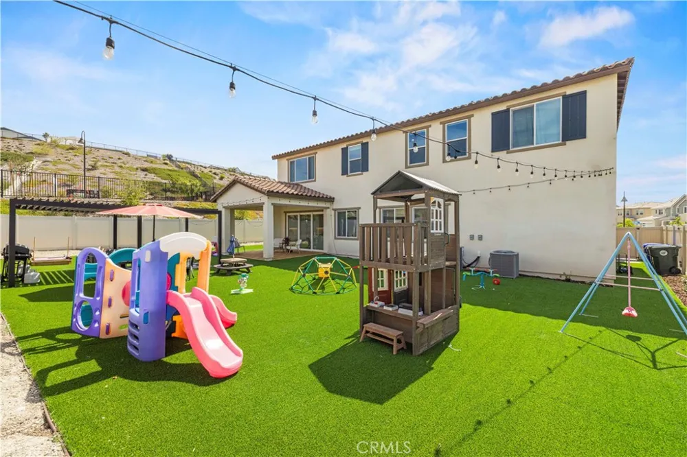 28631 Bloom Saugus, CA 91350