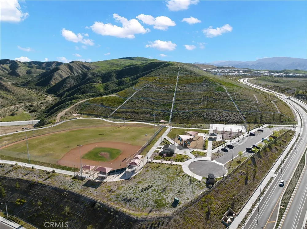 28631 Bloom Saugus, CA 91350
