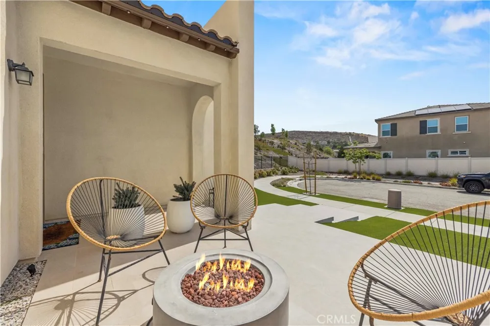 28631 Bloom Saugus, CA 91350