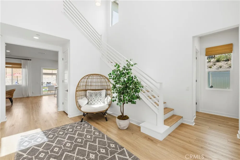28631 Bloom Saugus, CA 91350