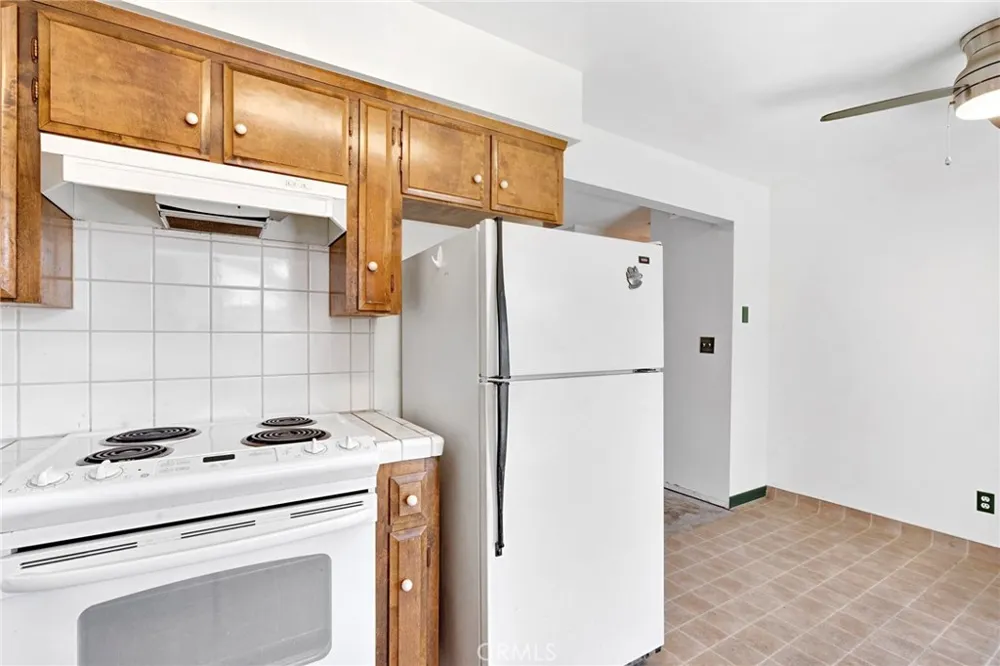 182 W Barstow Avenue #A Fresno, CA 93704