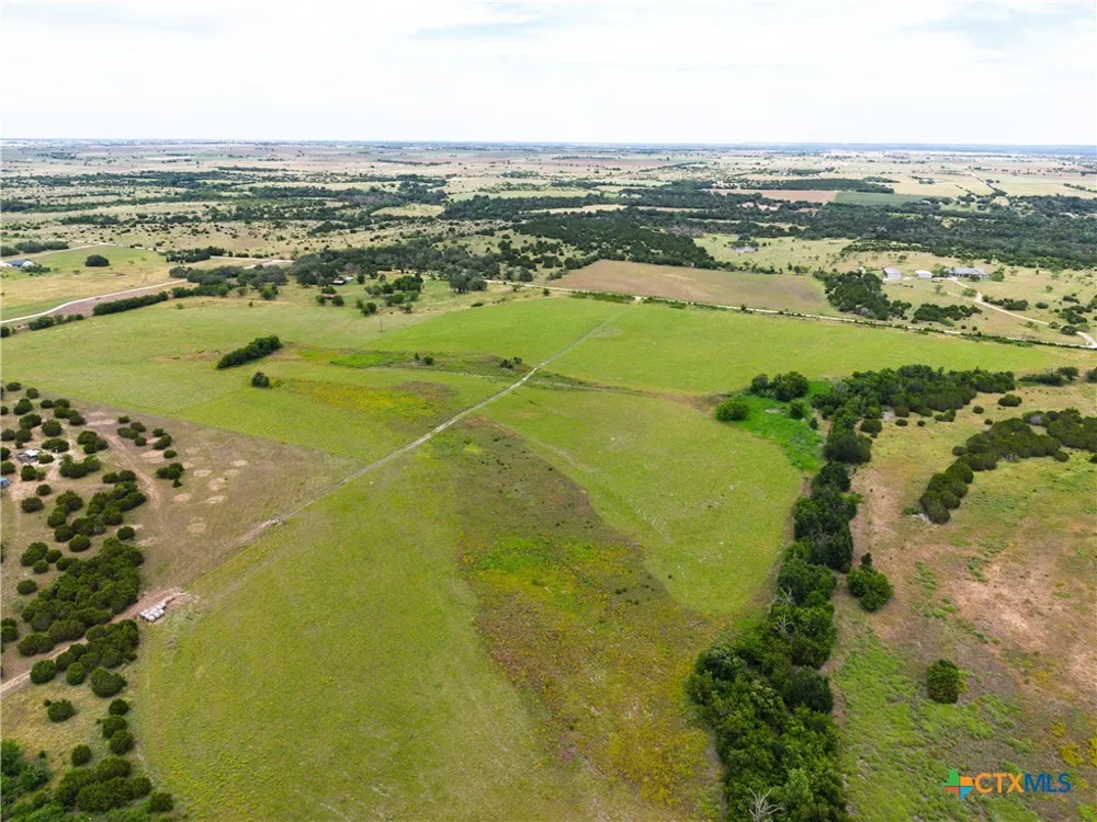 CR 425 Hamilton, TX 76531