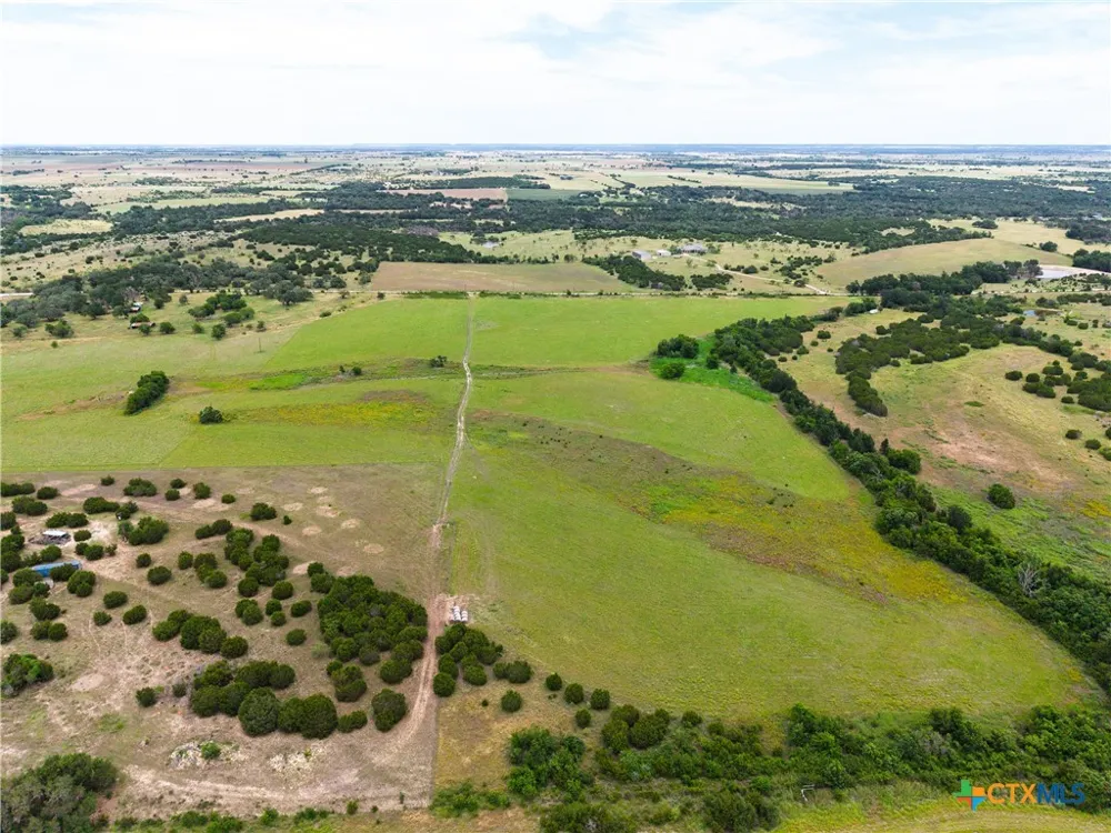CR 425 Hamilton, TX 76531