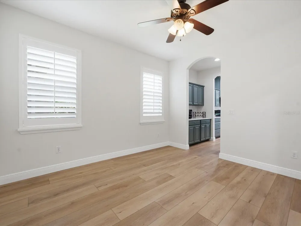 17735 BRIGHT WHEAT DRIVE Lithia, FL 33547