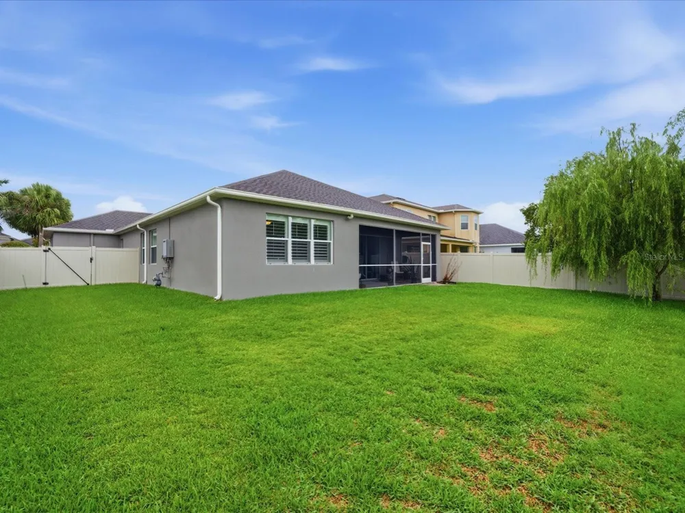 17735 BRIGHT WHEAT DRIVE Lithia, FL 33547