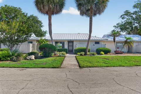 11643 W KING FISHER COURT #200