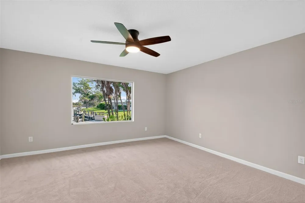 11643 W KING FISHER COURT #200 Crystal River, FL 34429