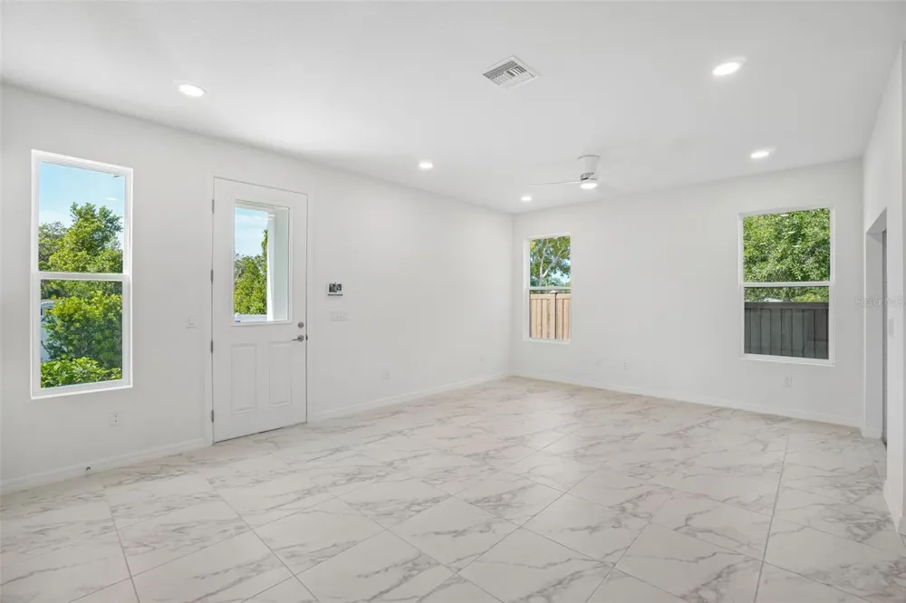 607 SILVER STREAM COURT Brandon, FL 33511