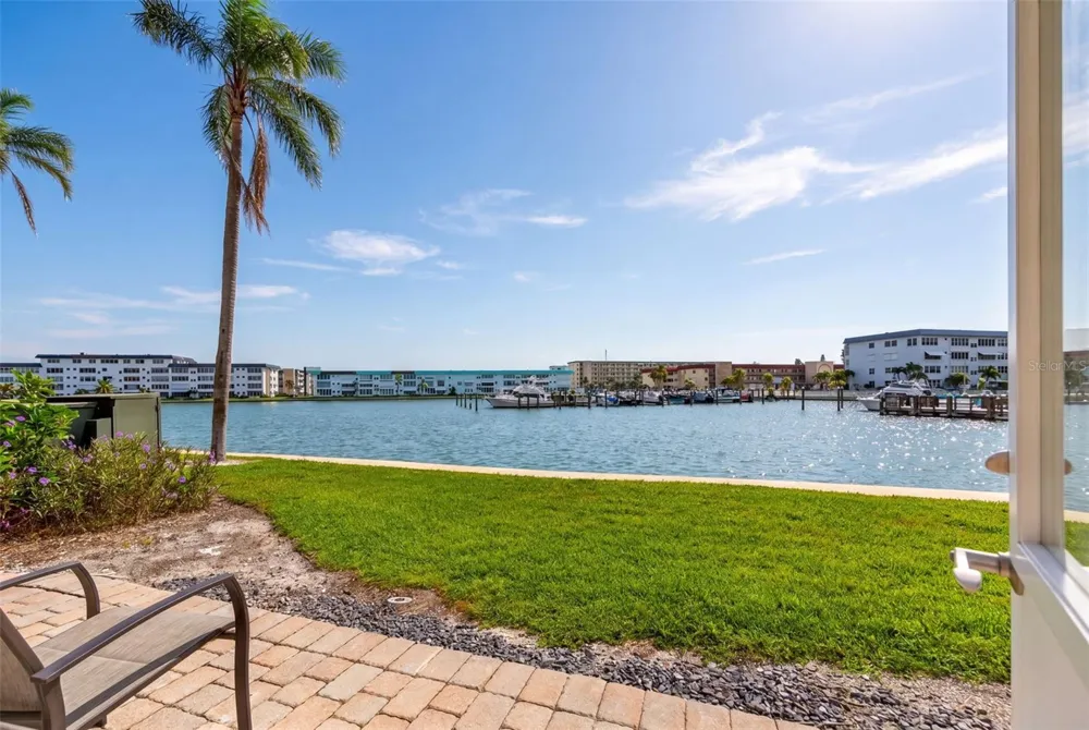 5925 SHORE BOULEVARD S #108 Gulfport, FL 33707