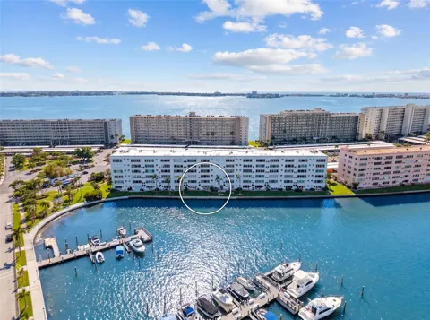 5925 SHORE BOULEVARD S #108