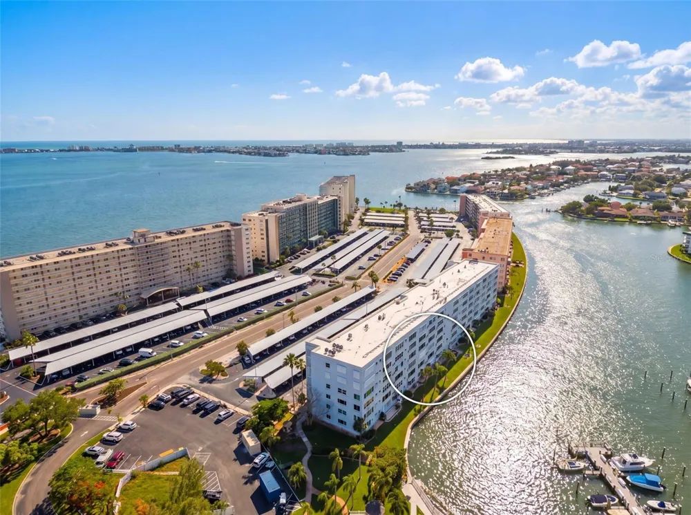 5925 SHORE BOULEVARD S #108 Gulfport, FL 33707