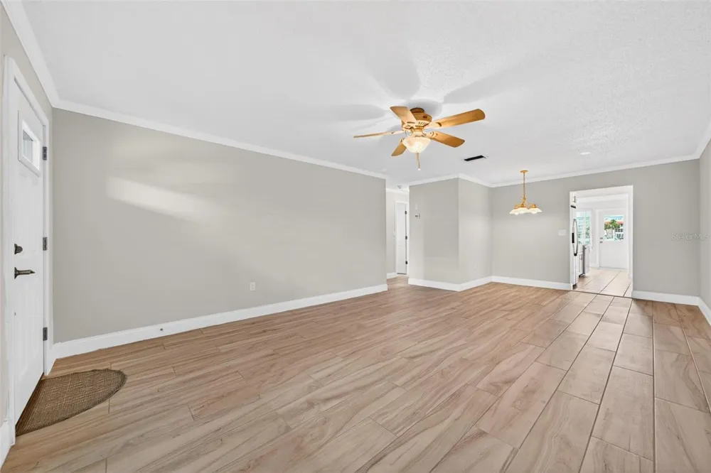 5925 SHORE BOULEVARD S #108 Gulfport, FL 33707