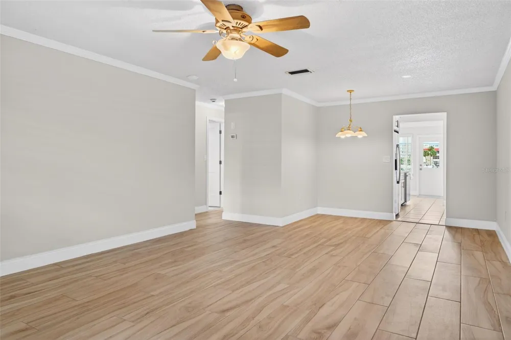 5925 SHORE BOULEVARD S #108 Gulfport, FL 33707