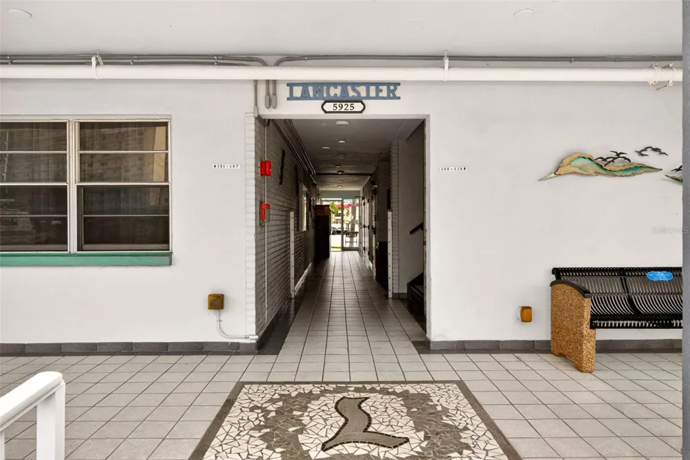 5925 SHORE BOULEVARD S #108 Gulfport, FL 33707