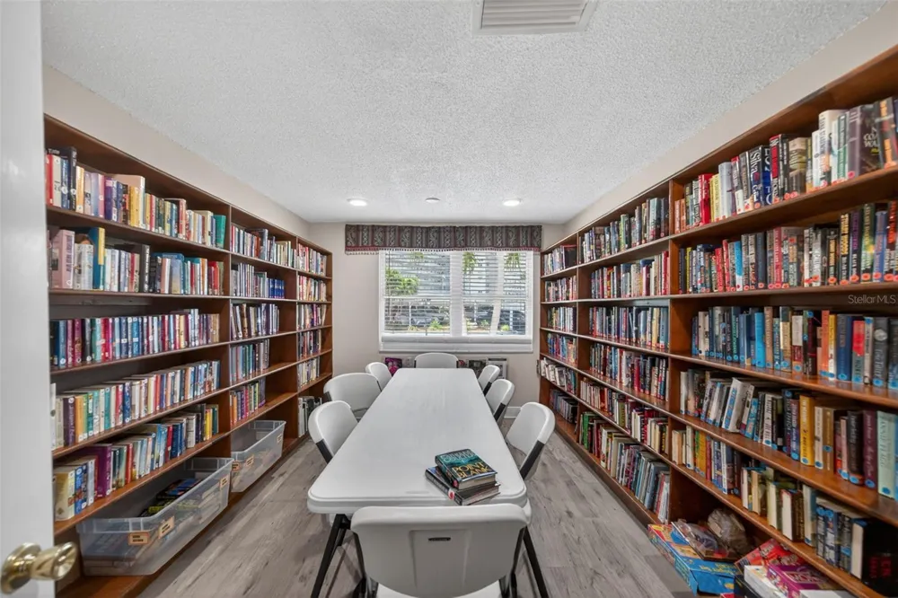 5925 SHORE BOULEVARD S #108 Gulfport, FL 33707