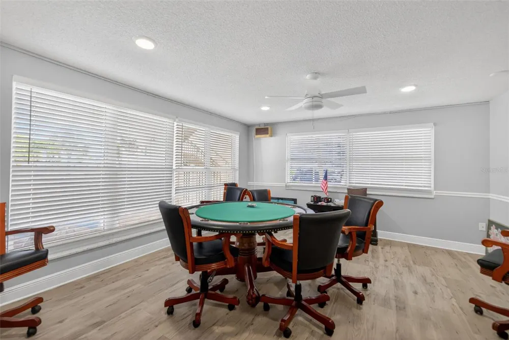 5925 SHORE BOULEVARD S #108 Gulfport, FL 33707