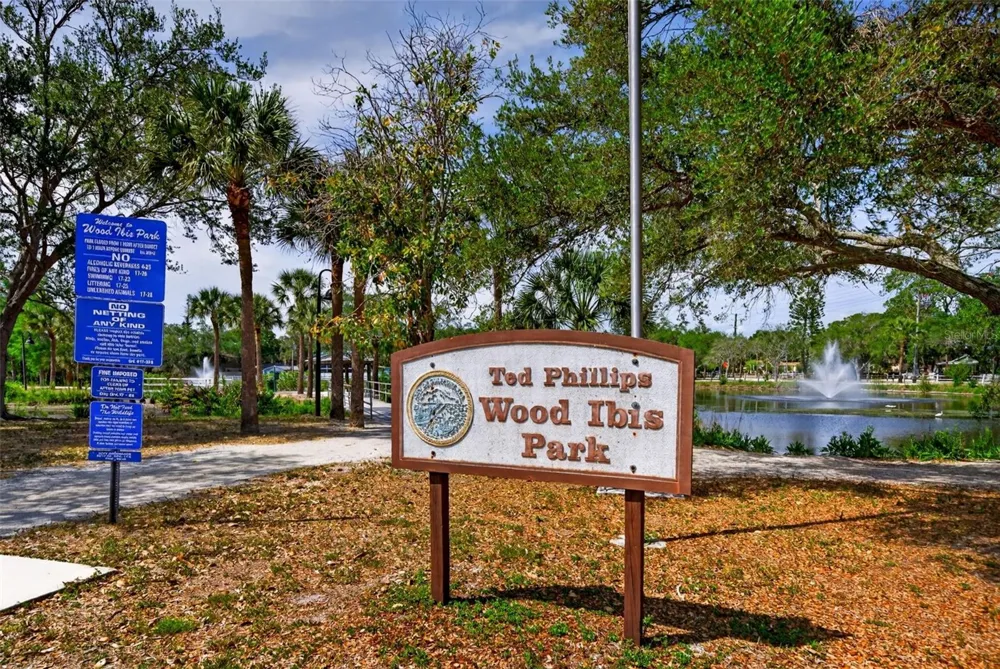 5925 SHORE BOULEVARD S #108 Gulfport, FL 33707