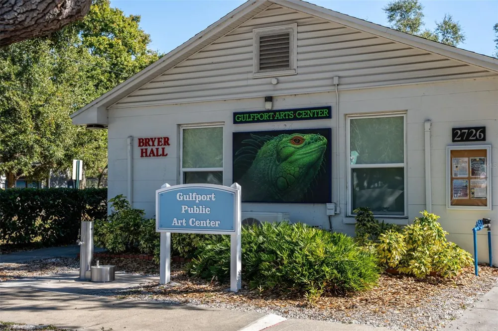 5925 SHORE BOULEVARD S #108 Gulfport, FL 33707