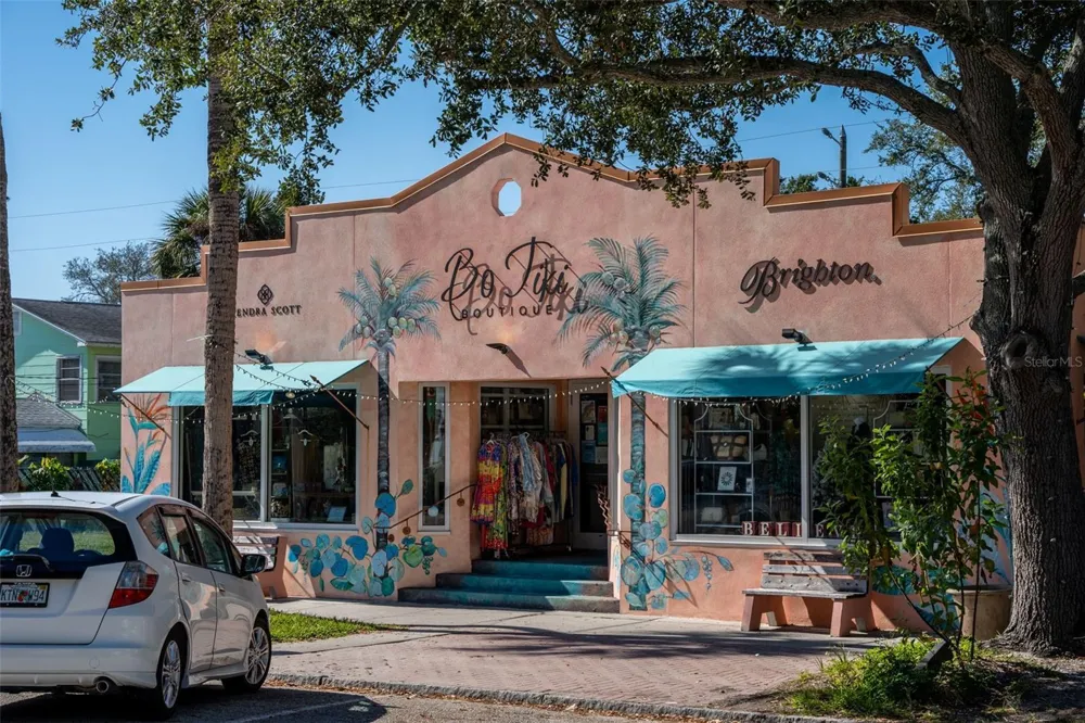 5925 SHORE BOULEVARD S #108 Gulfport, FL 33707