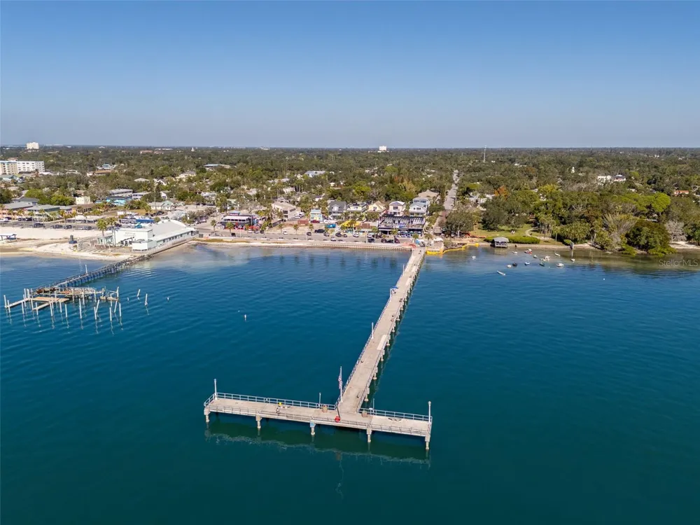 5925 SHORE BOULEVARD S #108 Gulfport, FL 33707