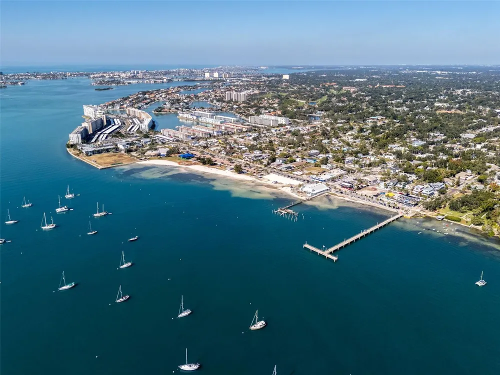 5925 SHORE BOULEVARD S #108 Gulfport, FL 33707