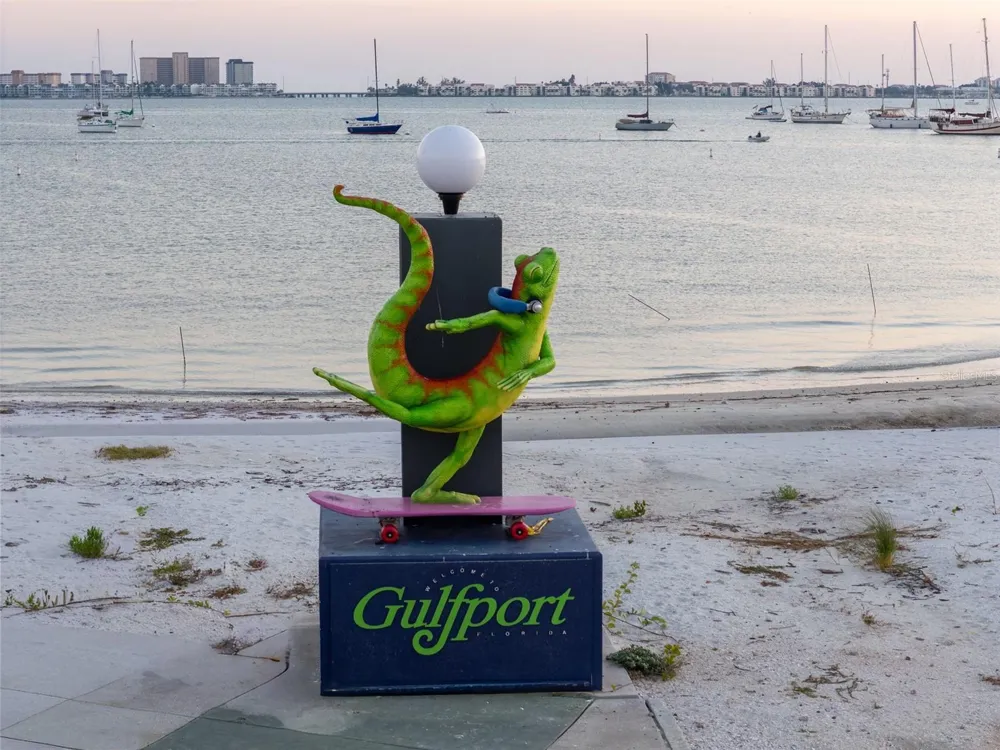 5925 SHORE BOULEVARD S #108 Gulfport, FL 33707