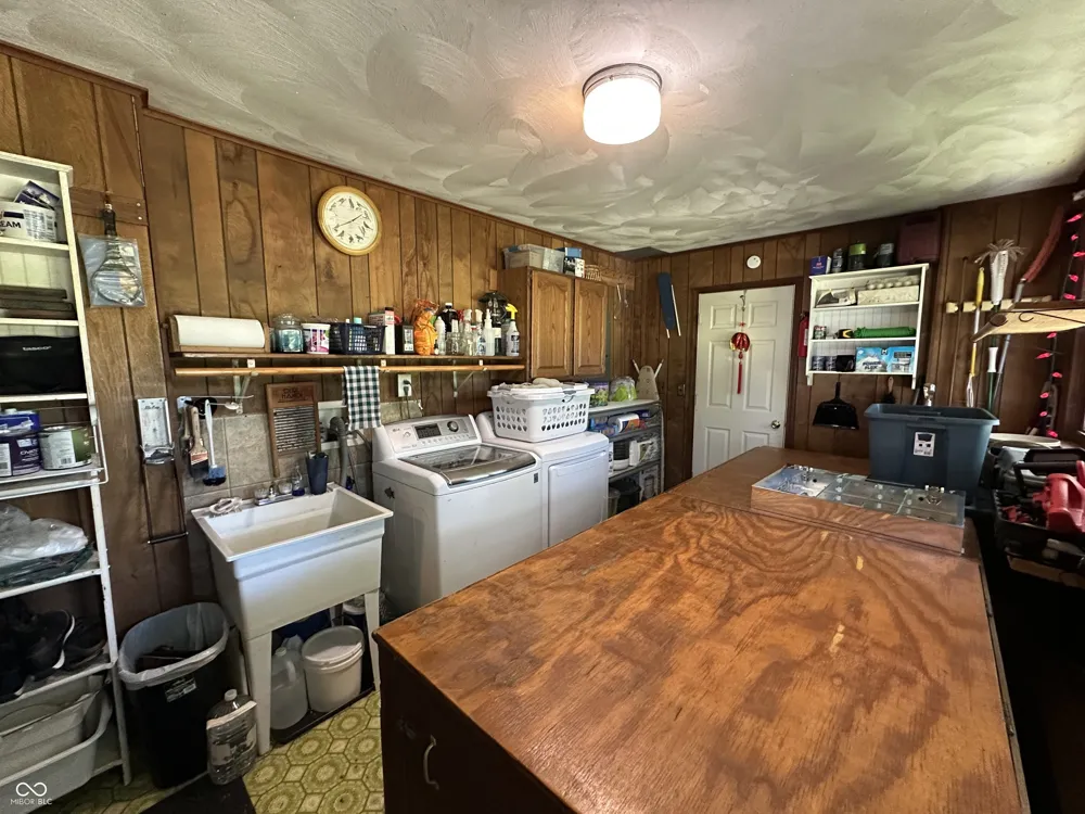 938 W 425 S Rockville, IN 47872