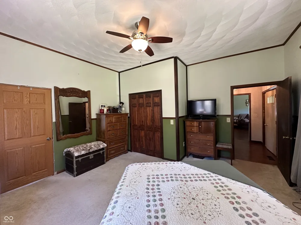938 W 425 S Rockville, IN 47872