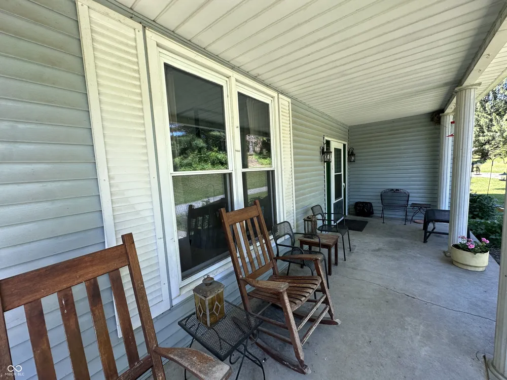 938 W 425 S Rockville, IN 47872