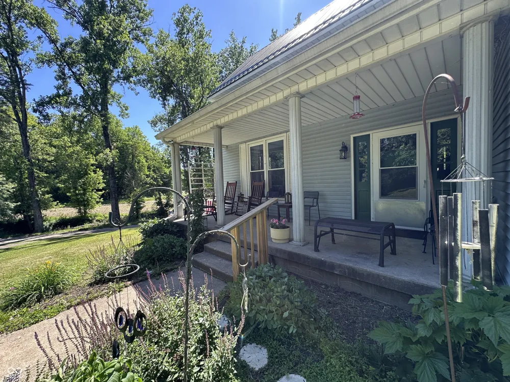 938 W 425 S Rockville, IN 47872
