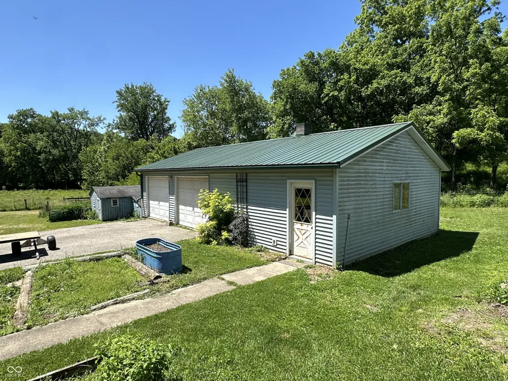 938 W 425 S Rockville, IN 47872