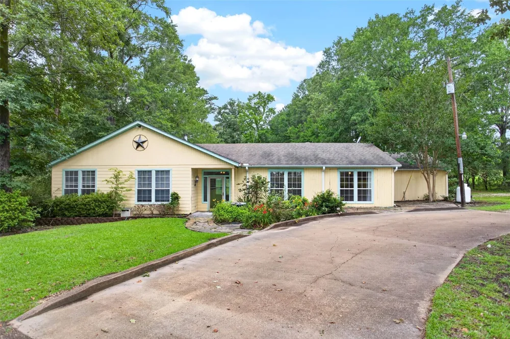540 County Road 4677 Kennard, TX 75847
