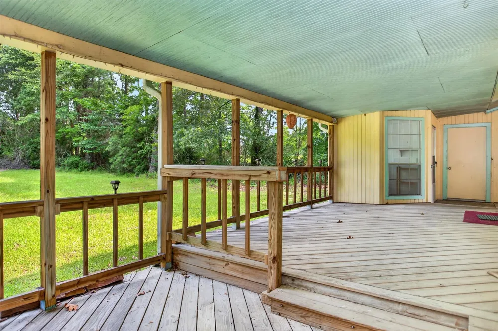 540 County Road 4677 Kennard, TX 75847