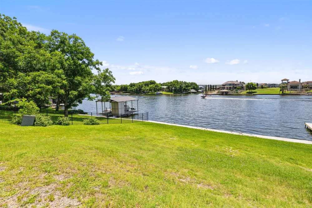 1 Williams Lakeshore Drive Kingsland, TX 78639