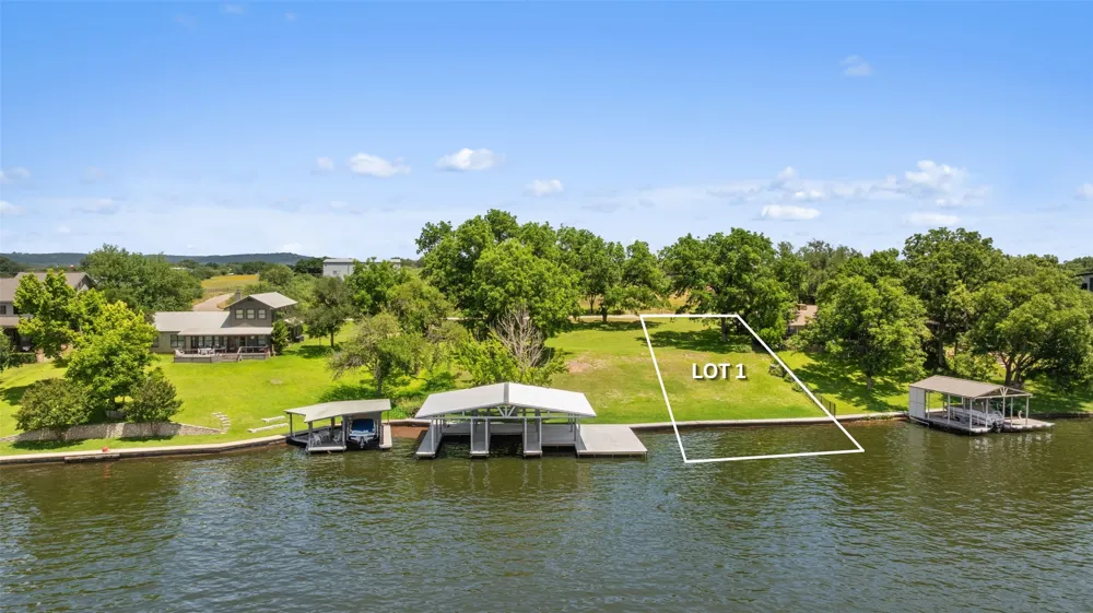 1 Williams Lakeshore Drive Kingsland, TX 78639