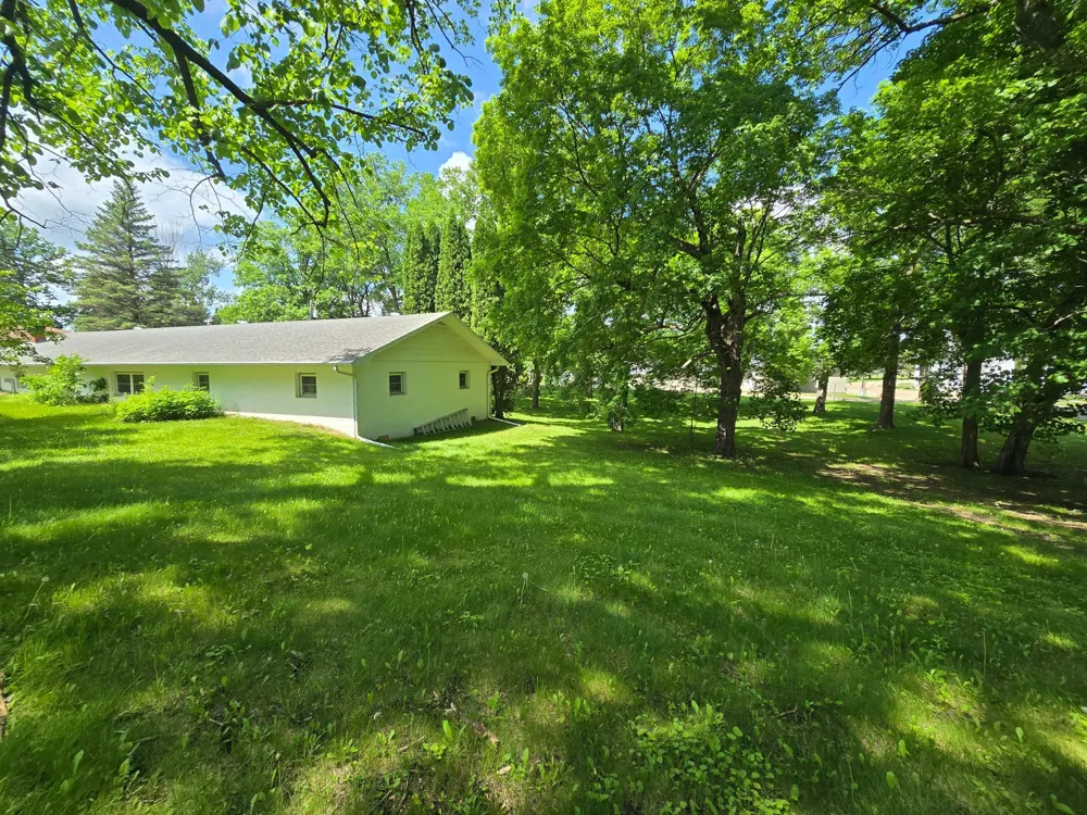 321 E Scharf Avenue Vergas, MN 56587