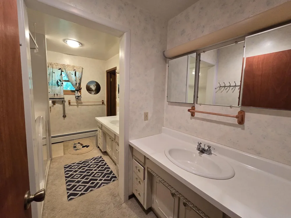 321 E Scharf Avenue Vergas, MN 56587