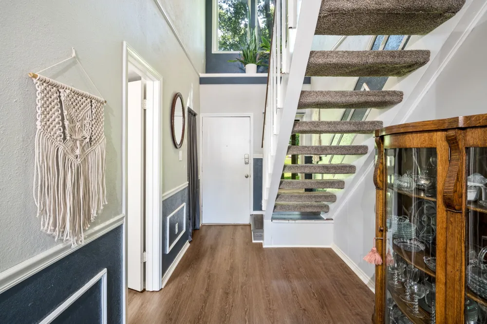 4822 Rollingwood Court Garland, TX 75043