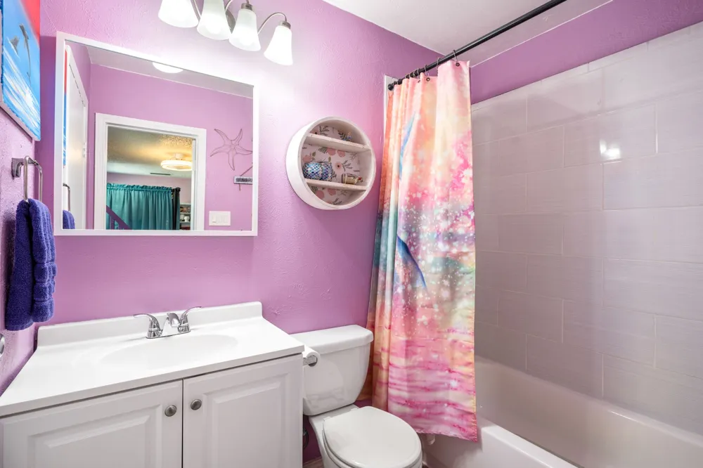 4822 Rollingwood Court Garland, TX 75043