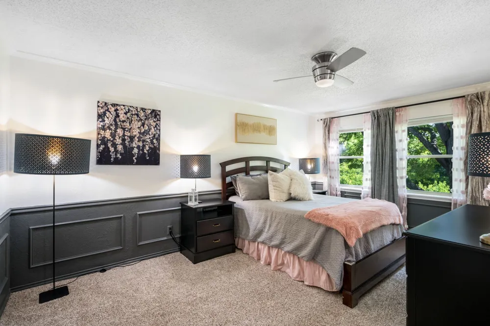 4822 Rollingwood Court Garland, TX 75043